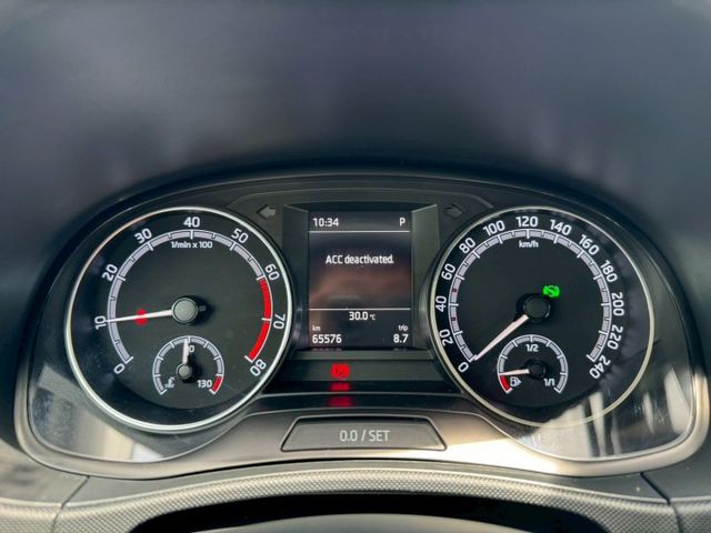 FABIA  僅跑六萬公里   全車原鈑件  1.0排氣量 年度稅金僅8640元  第14張相片