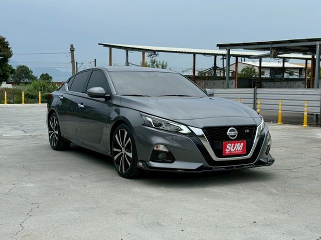 ATIMA 卓越旗艦版  僅跑六萬  全車原鈑件  市場稀有! 跑少 想買ATIMA的別錯過了  第2張相片