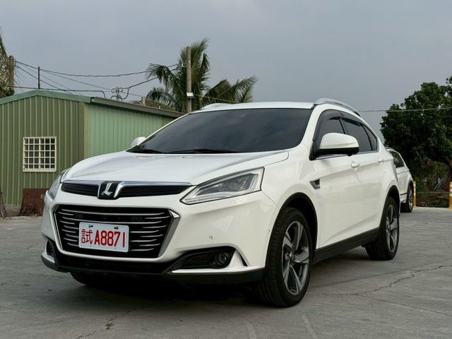 AR 環景版 僅跑6萬公里  全車原鈑件 超便宜  360環景 電尾門 自動停車 電子手剎車  第1張相片