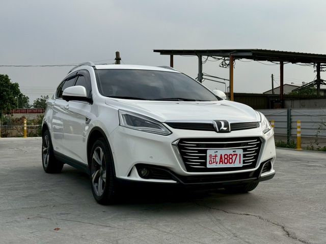 AR 環景版 僅跑6萬公里  全車原鈑件 超便宜  360環景 電尾門 自動停車 電子手剎車  第3張相片