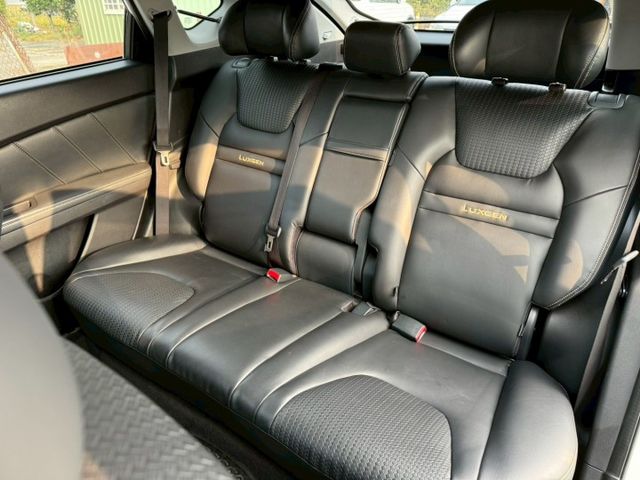 AR 環景版 僅跑6萬公里  全車原鈑件 超便宜  360環景 電尾門 自動停車 電子手剎車  第8張相片