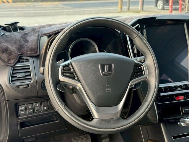 AR 環景版 僅跑6萬公里  全車原鈑件 超便宜  360環景 電尾門 自動停車 電子手剎車  第13張相片