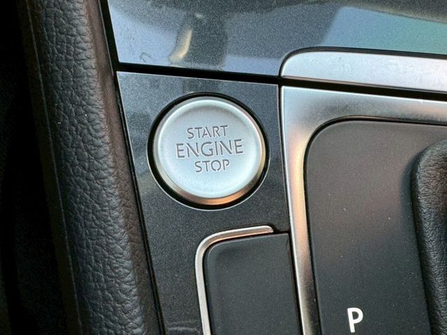 1.4CL 渦輪版本，一手車庫車，內外超漂亮   LED頭燈 ACC跟車    原廠保養車況超讚  第17張相片