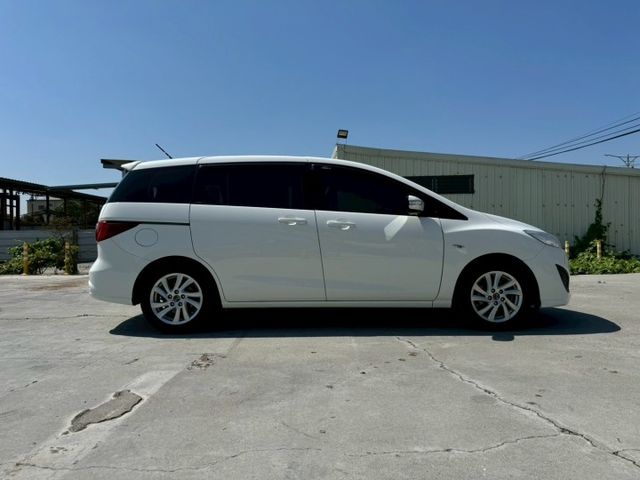 馬5  頂級款  雙電動滑門  僅跑9萬 全車原版件  升級:安卓機  對色 跑少  超稀有物件  第7張相片