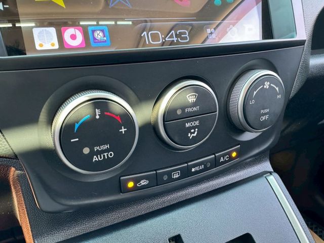 馬5  頂級款  雙電動滑門  僅跑9萬 全車原版件  升級:安卓機  對色 跑少  超稀有物件  第19張相片