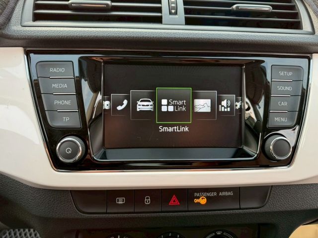 FABIA 僅跑7萬公里   【認證車】年度稅金僅8640元   定速 免鑰匙  循跡  CAR PLAY  第20張相片