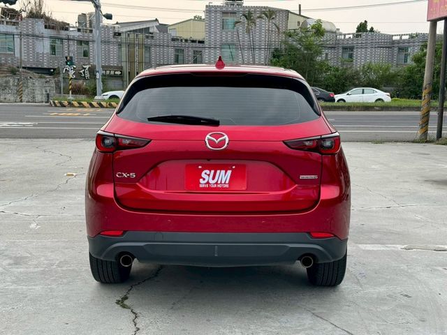 Carbon Edition  僅跑7萬  原鈑件 原漆   Bose音響  抬顯   MRCC   電動椅 環景  第5張相片