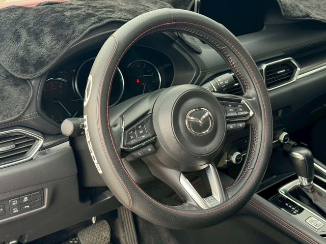 Carbon Edition  僅跑7萬  原鈑件 原漆   Bose音響  抬顯   MRCC   電動椅 環景  第16張相片