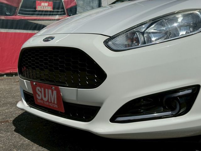 重點! 正時皮帶+水幫浦已預防更新    市區好停車，稅金省 油耗省   代步小車首選安全性也兼具  第3張相片