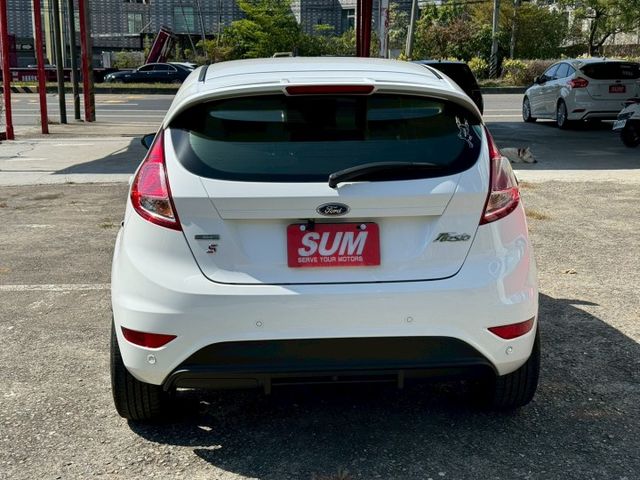 重點! 正時皮帶+水幫浦已預防更新    市區好停車，稅金省 油耗省   代步小車首選安全性也兼具  第7張相片