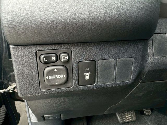 豪華版  僅跑13萬公里 全車原鈑件 Ikey  定速 循跡 LED頭燈  雙恆溫 7安全氣囊  抬頭顯示  第19張相片