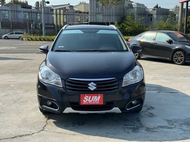 SX4 crossover  代步車好選擇 稅金省 安全性高  值得你入手的小休旅  第3張相片