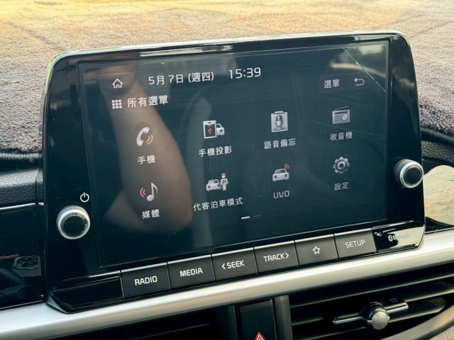 僅跑3萬 小改款 PICANTO X-LINE  全車原鈑件 車道維持 前方主動煞車  7安全氣囊  第13張相片