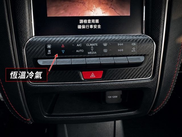 U6-GT220 旗艦版 全車原鈑件 僅跑6萬公里 原廠222HP  RAYS鋁圈 貝斯登避震  第10張相片