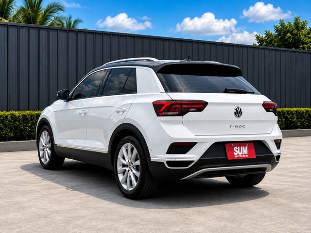 T-ROC 1.5 Design 一手車  全車原鈑 跑4.8萬公里 原廠保養  ACC 盲點  CAR PLAY  第4張相片