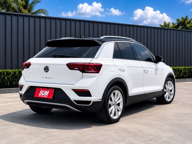 T-ROC 1.5 Design 一手車  全車原鈑 跑4.8萬公里 原廠保養  ACC 盲點  CAR PLAY  第5張相片