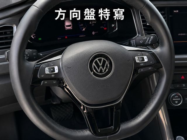 T-ROC 1.5 Design 一手車  全車原鈑 跑4.8萬公里 原廠保養  ACC 盲點  CAR PLAY  第17張相片