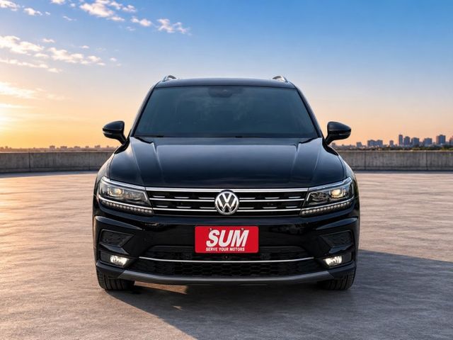 新入庫  正2019年  TIGUAN 280 Elegance版本 僅跑2萬公里 原廠保養 原鈑件 全車無改裝  第3張相片