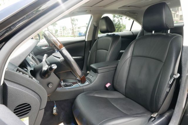 『定速巡航❖一手美車』11安｜循跡防滑｜車身動態穩定｜IKEY免鑰｜倒車顯影｜導航｜電動天窗｜雙區恆溫｜全原鈑件  第17張相片