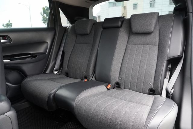 『ACC跟車❖雙系統CARPLAY』6安｜車道偏移｜循跡防滑｜恆溫空調｜ABS防鎖死｜碰撞預警｜LED頭燈  第18張相片
