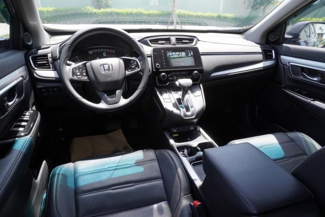 『ACC跟車❖電動尾門』6安｜IKEY免鑰｜車道偏移｜雙系統CARPLAY｜無線充電｜LED頭燈｜碰撞緩解  第6張相片