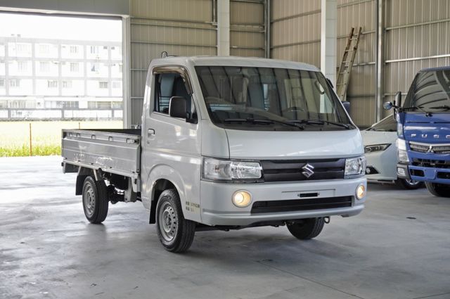 『僅跑1萬8❖手排框式貨車』循跡防滑｜安全氣囊｜光感應頭燈｜冷暖空調｜倒車顯影｜前後行車紀錄器｜  第2張相片