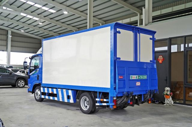 『僅跑7千6❖長軸 5噸❖柴油 自手排』ECO智慧節能模式｜冷暖氣｜ABS｜渦輪增壓｜倒車顯影｜4鏡頭視野輔助  第3張相片