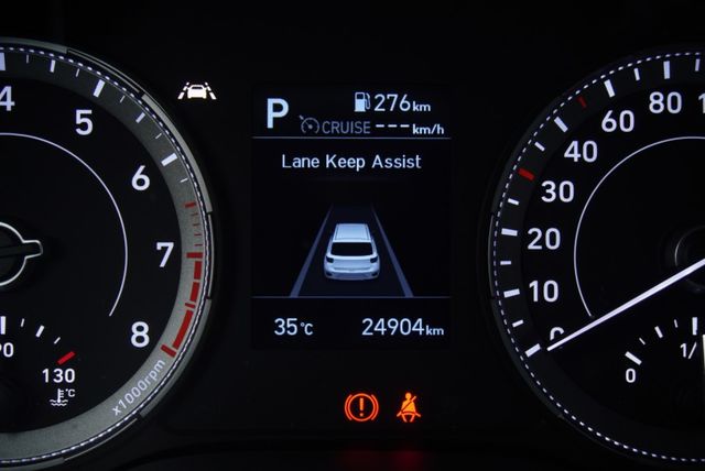 『限量特殊色超圈粉❖頂規GLC❖僅跑2萬4』定速巡航｜雙系統CARPLAY｜車道偏移｜主動煞停｜無線充電｜倒車顯影  第9張相片