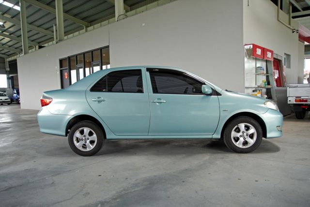 『便宜代步車首選❖冷氣超冷、車況優』後視鏡行車紀錄器｜倒車雷達｜內裝乾淨｜冷暖空調｜皮革座椅  第4張相片