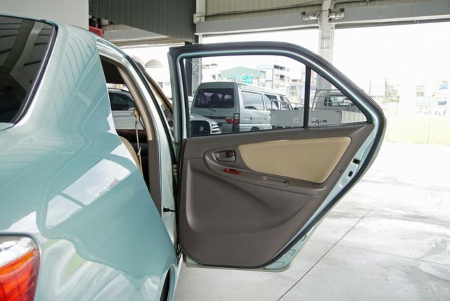 『便宜代步車首選❖冷氣超冷、車況優』後視鏡行車紀錄器｜倒車雷達｜內裝乾淨｜冷暖空調｜皮革座椅  第19張相片