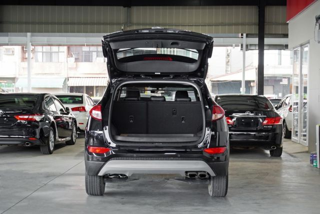 『汽油尊貴Turbo版❖全景天窗』LED頭燈｜6安｜電動座椅｜倒車顯影｜雙離合器｜17吋鋁圈｜定速巡航  第5張相片