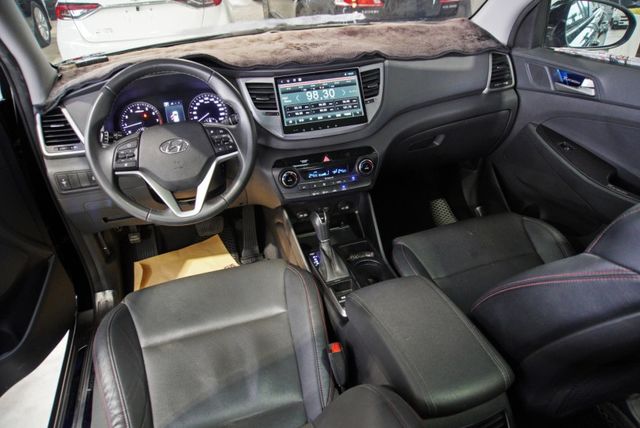 『汽油尊貴Turbo版❖全景天窗』LED頭燈｜6安｜電動座椅｜倒車顯影｜雙離合器｜17吋鋁圈｜定速巡航  第7張相片