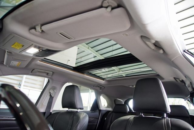 『更換4顆全新米其林輪胎❖感應式定速定距❖360環景』QI無線充電板｜10安｜盲點｜主動安全防護｜車道偏移｜雙前電動座椅  第7張相片