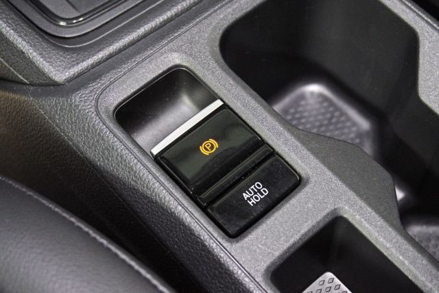 『僅跑1萬9❖渦輪柴油引擎❖全速域ACC跟車』車道維持輔助｜6安｜駕駛疲勞偵測｜倒車顯影｜雙側滑門｜雙系統CARPLAY  第15張相片