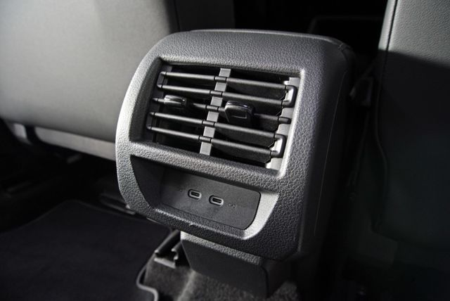 『僅跑1萬9❖渦輪柴油引擎❖全速域ACC跟車』車道維持輔助｜6安｜駕駛疲勞偵測｜倒車顯影｜雙側滑門｜雙系統CARPLAY  第19張相片