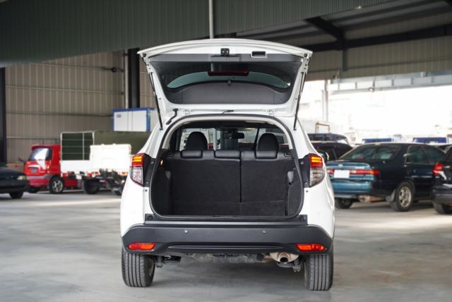 『九大主動安全系統❖LED星鑽頭燈』定速巡航｜6安｜CARPLAY｜導航｜倒車顯影｜換檔撥片｜倒車顯影｜休旅 SRV  第19張相片