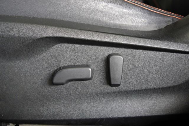 『SGP底盤提升抗扭剛性❖四輪傳動❖改款車型』循跡防滑｜怠速熄火｜定速｜顯影｜雙系統CARPLAY｜休旅4WD  第17張相片