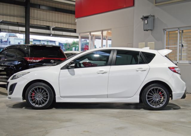 『舒適跑車座椅❖IKEY一鍵啟閉系統』定速巡航｜SRS安全氣囊｜雙區恆溫空調｜電動天窗｜F1換檔快撥｜5門 馬3  第4張相片