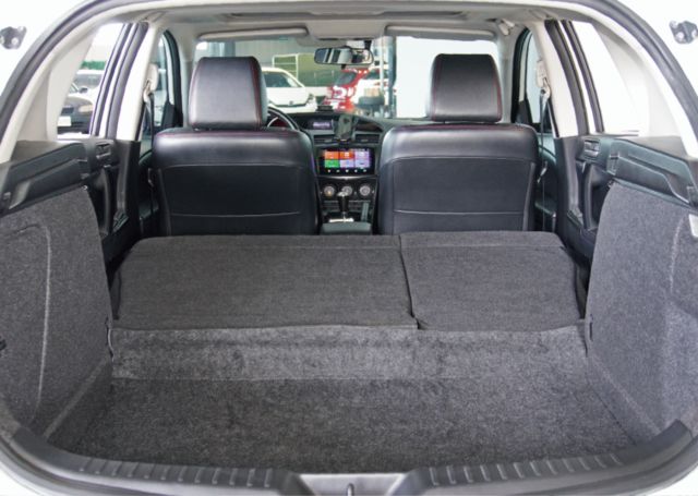 『舒適跑車座椅❖IKEY一鍵啟閉系統』定速巡航｜SRS安全氣囊｜雙區恆溫空調｜電動天窗｜F1換檔快撥｜5門 馬3  第5張相片