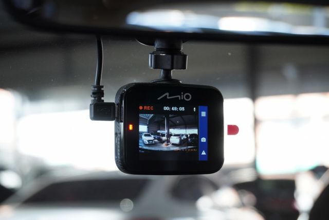 『僅跑1萬7❖智慧影音主機』循跡防滑｜6安｜雙系統CARPLAY｜光感應頭燈｜倒車顯影｜行車紀錄器  第17張相片