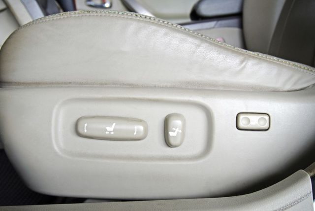 『便宜代步車❖車況良好』循跡防滑｜定速系統｜安全氣囊｜駕駛座電動椅｜倒車顯影｜雙區恆溫空調｜導航系統｜房車  第19張相片