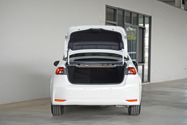 『TSS安全防護系統❖僅跑2萬2』預警式防護｜7安｜全速域定速跟車｜倒車顯影｜車道偏移｜智慧遠光燈｜房車  第19張相片