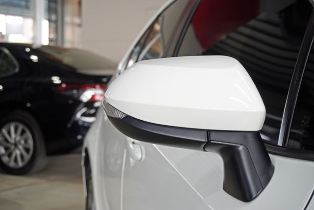 『TSS安全防護系統❖僅跑2萬2』預警式防護｜7安｜全速域定速跟車｜倒車顯影｜車道偏移｜智慧遠光燈｜房車  第20張相片