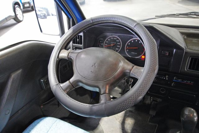 『僅跑7萬5❖車況佳』三人座舒適大空間｜冷暖空調｜迴轉半徑僅4.9尺｜霧燈｜頭燈水平調整｜貨車  第8張相片