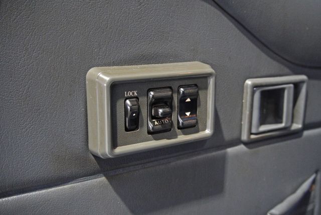 『僅跑7萬5❖車況佳』三人座舒適大空間｜冷暖空調｜迴轉半徑僅4.9尺｜霧燈｜頭燈水平調整｜貨車  第13張相片