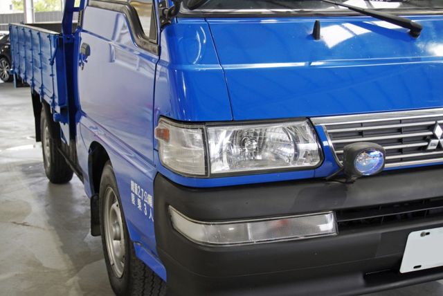 『僅跑7萬5❖車況佳』三人座舒適大空間｜冷暖空調｜迴轉半徑僅4.9尺｜霧燈｜頭燈水平調整｜貨車  第18張相片