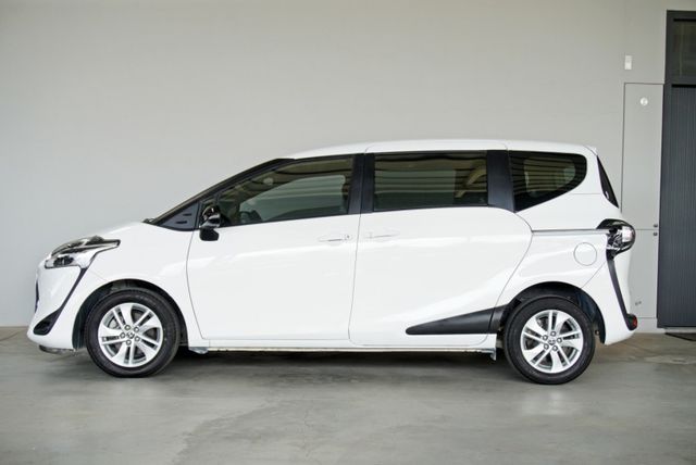 『僅跑3萬4❖主動安全系統』第三排座椅｜循跡防滑｜6安｜光感應頭燈｜IKEY｜預警式防護｜車道偏移警示｜7人座 休旅車  第4張相片