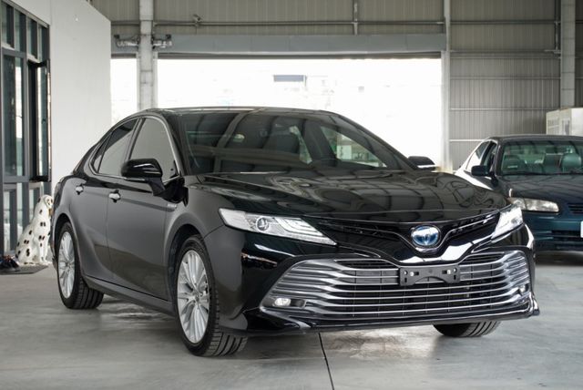 『油電混合 旗艦❖高剛性底盤』ACC車距維持｜7安｜盲點｜抬頭顯示器｜雙前電動座椅｜全景天窗｜預警式防護｜IKEY｜房車  第2張相片