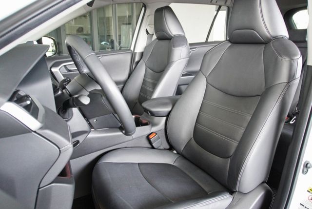 『汽油頂配旗艦版❖電子式後視鏡』盲點｜7安｜ACC跟車｜環景｜IKEY｜電動尾門｜CARPLAY｜車道偏移｜休旅車  第7張相片