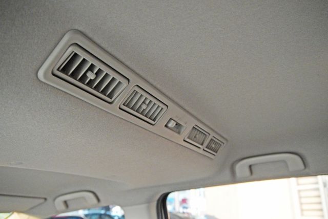 『7人座 休旅車❖九大主動安全系統』定速巡航｜6安｜循跡防滑｜下淺式第三排座椅｜倒車顯影｜行車紀錄器｜循跡防滑  第19張相片